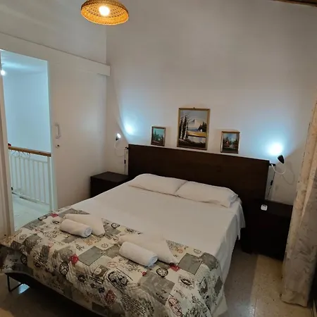 Daire Comfortable 2br Seaside House & Free Parking
