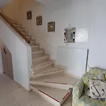 Comfortable 2br Seaside House & Free Parking Larnaca