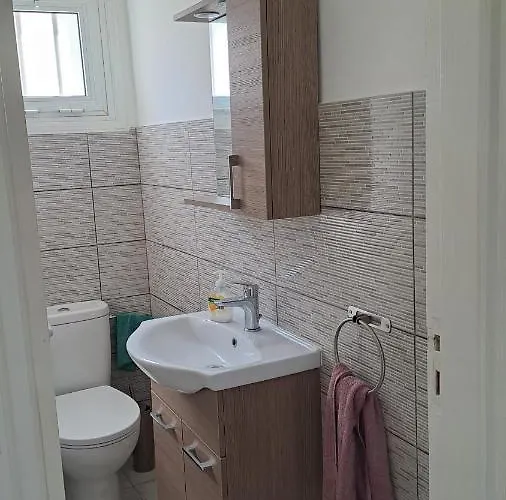 Comfortable 2br Seaside House & Free Parking