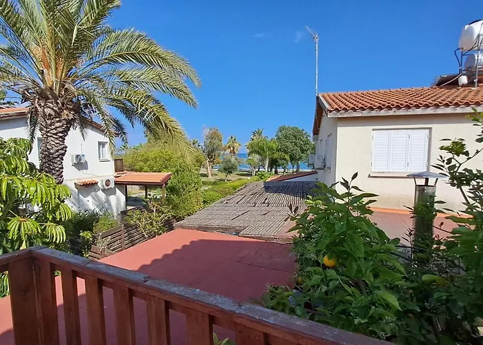 Comfortable 2br Seaside House & Free Parking